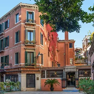 Hotell La Fenice Et Des Artistes, Venedig