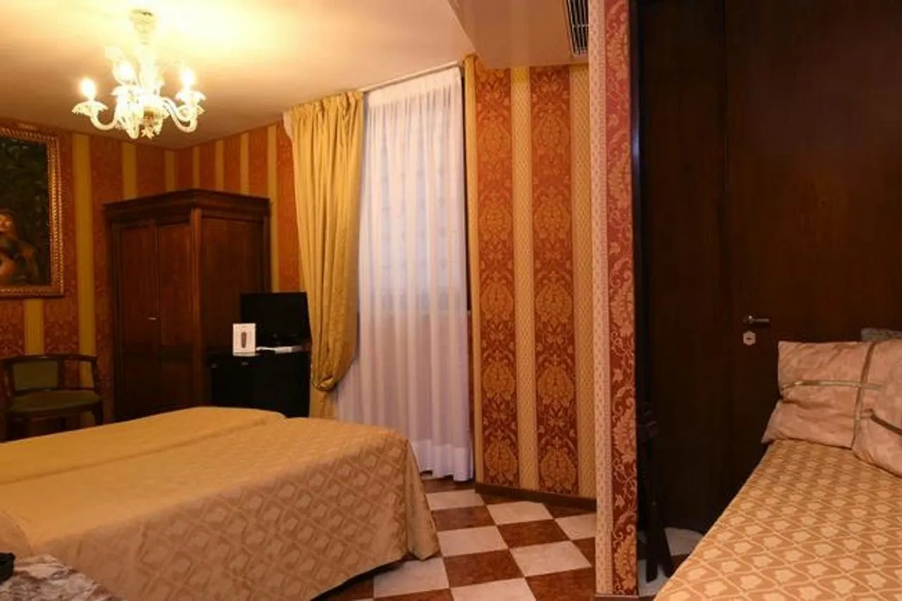 Hotel Marconi Venice