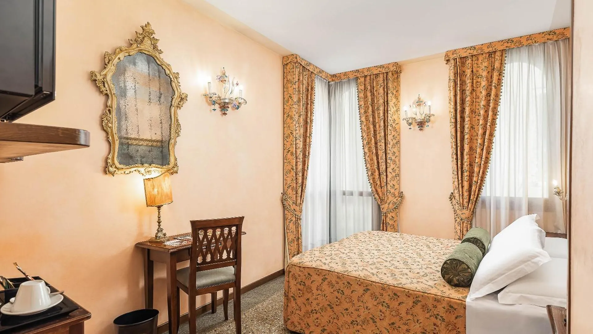 Hotel Marconi Venice