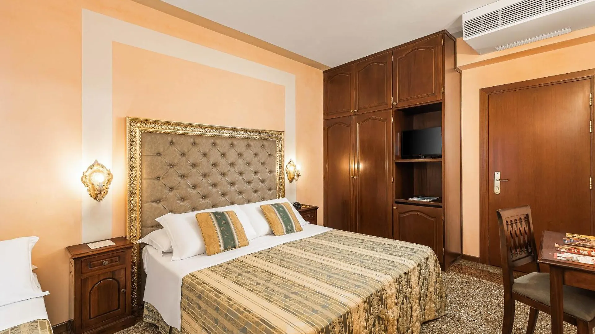 Hotel Marconi Venice