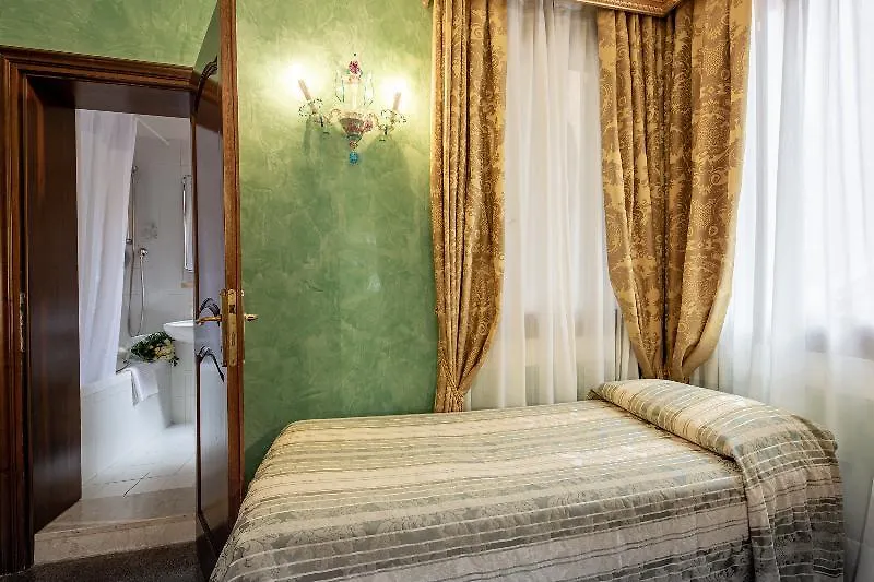 Hotel Marconi Venice